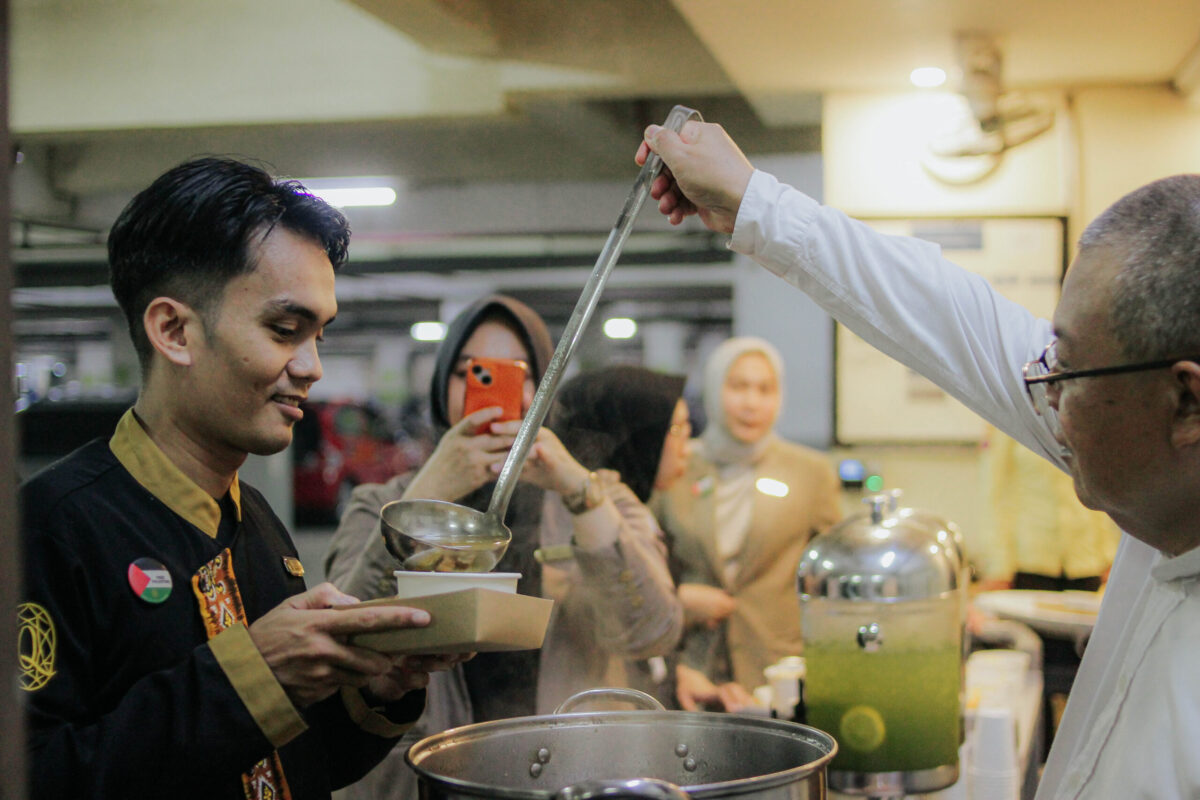 Kickstart Monday: Komitmen dalam membangun lingkungan kerja yang harmonis, suportif, dan produktif.